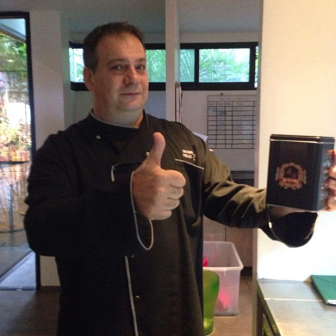 Customer Using Herse Koffee